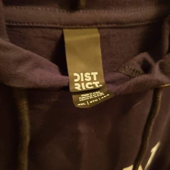 Born and Raised in the Bay T-Shirt Hoodie - Picture 3 of 4